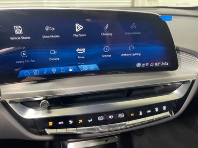 2025 Cadillac LYRIQ Luxury 1