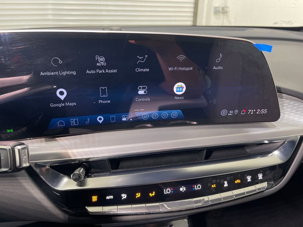 2026 Cadillac LYRIQ Premium Luxury