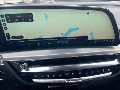 2024 Cadillac LYRIQ Luxury 3