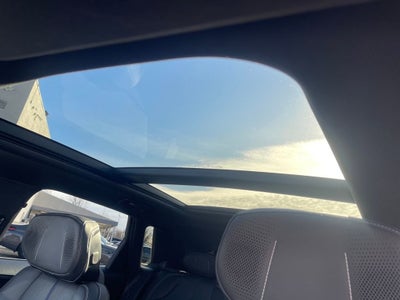 2024 Cadillac LYRIQ Luxury 3