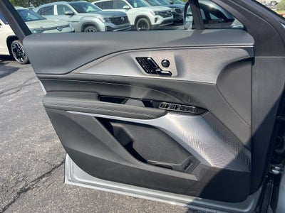 2027 Cadillac LYRIQ Signature Luxury