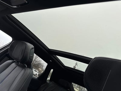 2025 Cadillac LYRIQ Luxury 3