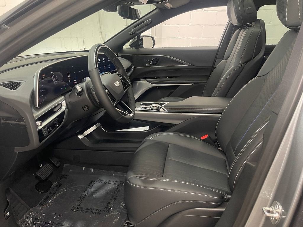 2025 Cadillac LYRIQ Sport 2