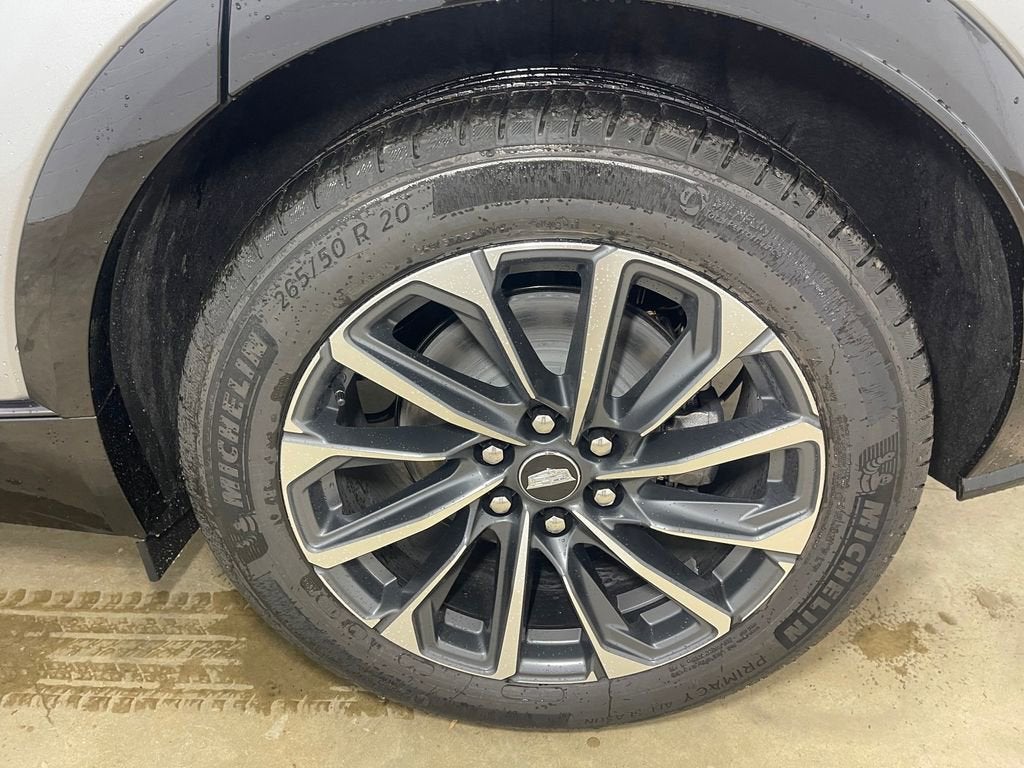 2025 Cadillac LYRIQ Sport 2