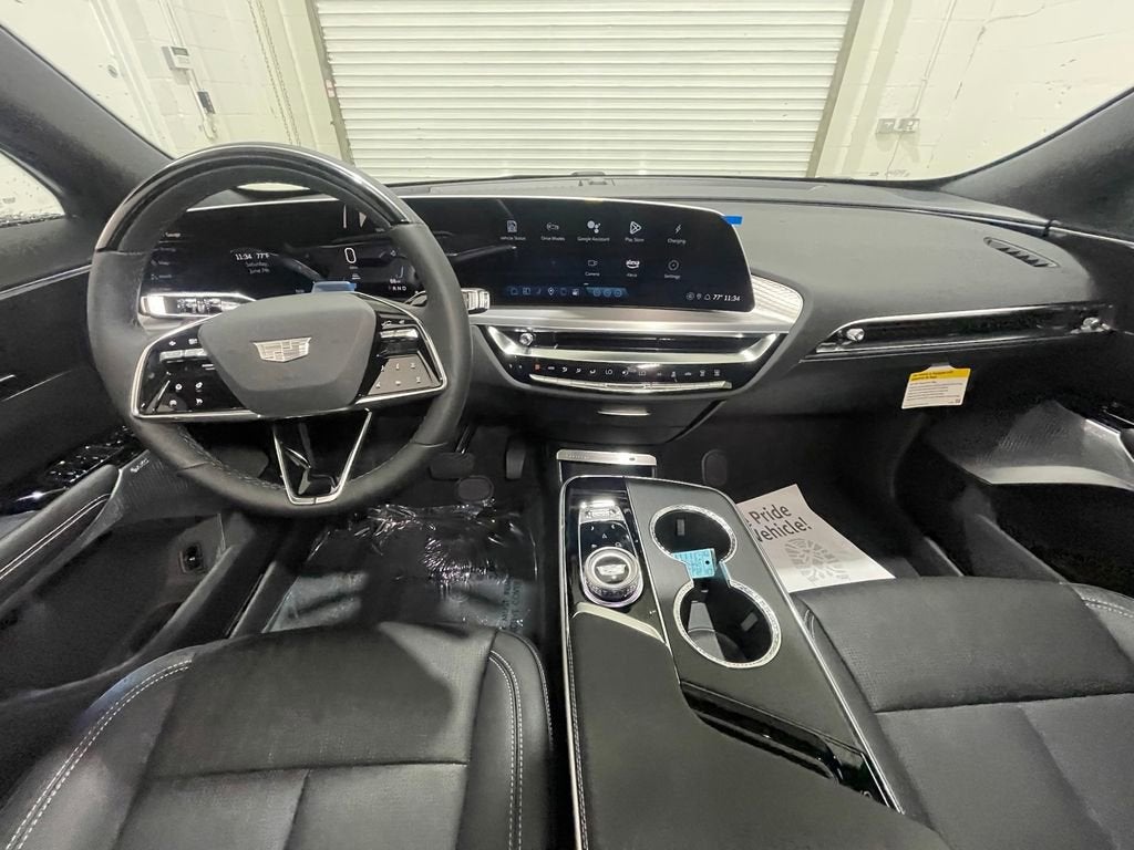 2025 Cadillac LYRIQ Sport 2