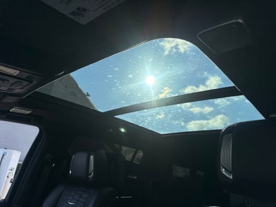 2024 Cadillac Escalade ESV Sport Platinum