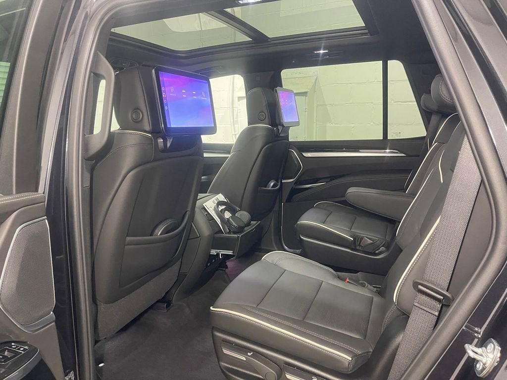 2026 Cadillac Escalade Luxury