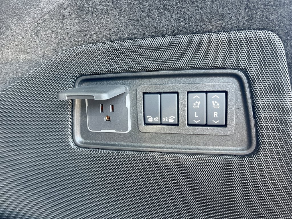 2027 Cadillac Escalade AWD V-Series