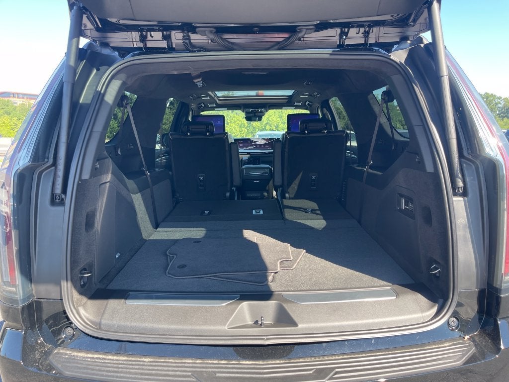 2026 Cadillac Escalade ESV Platinum Sport