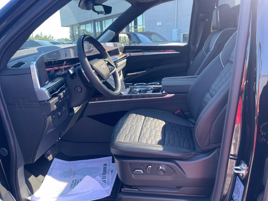 2026 Cadillac Escalade ESV Platinum Sport