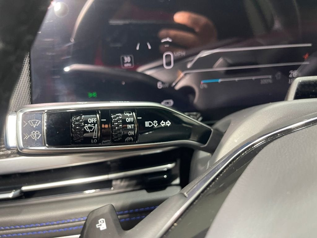 2025 Cadillac ESCALADE IQ Sport 1