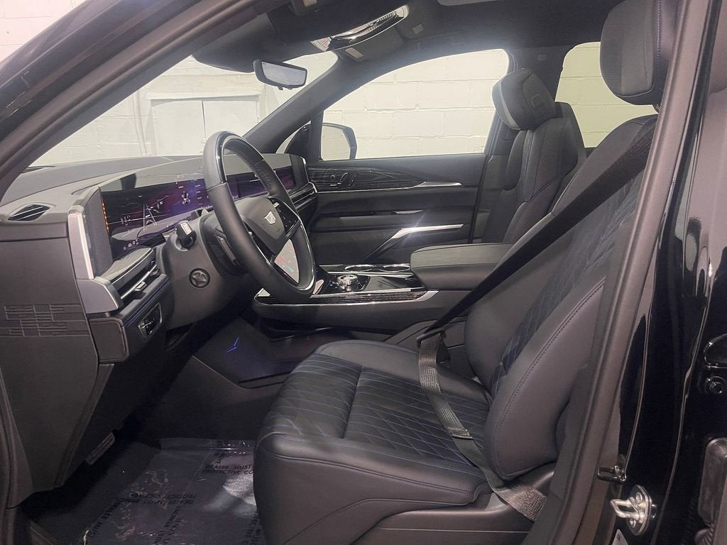 2025 Cadillac ESCALADE IQ Sport 1