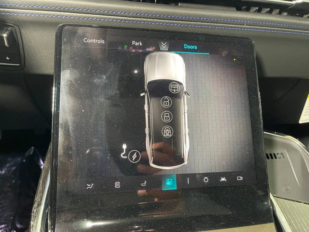 2025 Cadillac ESCALADE IQ Sport 1