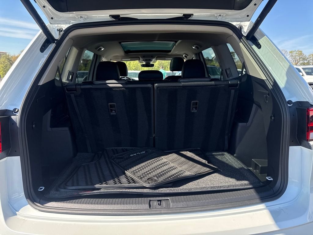 2025 Volkswagen Atlas 2.0T SEL