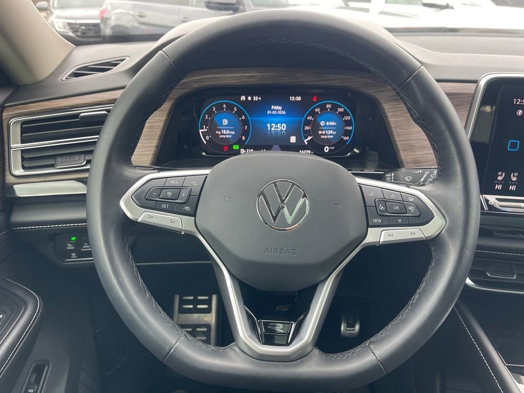 2025 Volkswagen Atlas 2.0T SEL Premium R-Line
