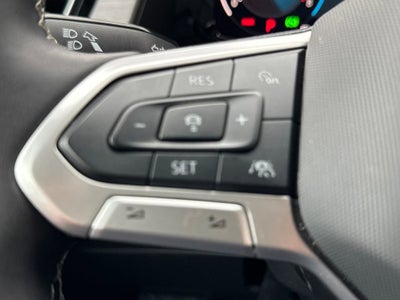 2024 Volkswagen Atlas Cross Sport 2.0T SE