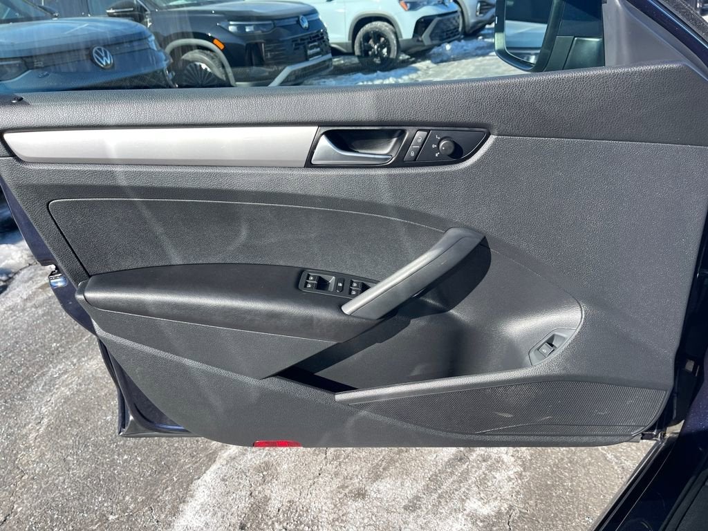 2015 Volkswagen Passat 1.8T S