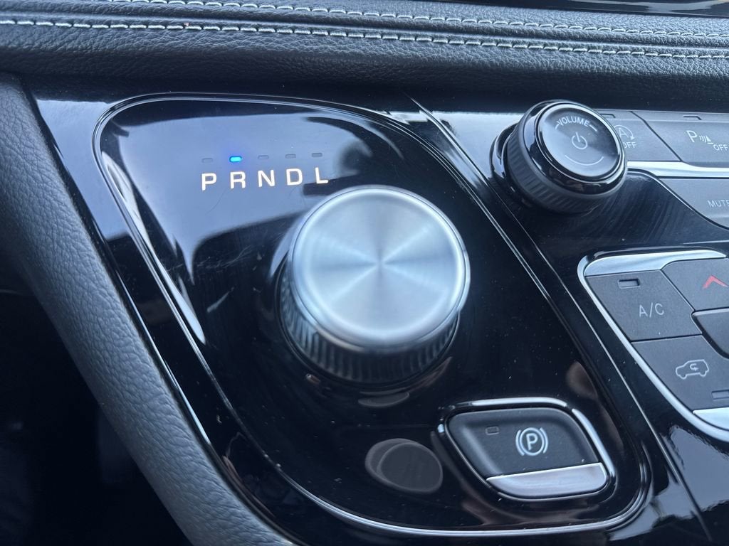 2024 Chrysler Pacifica Touring