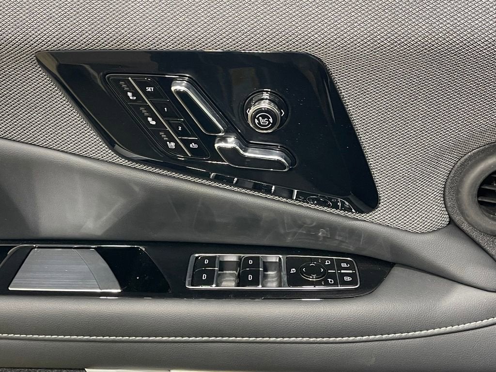 2026 Cadillac OPTIQ Premium Luxury