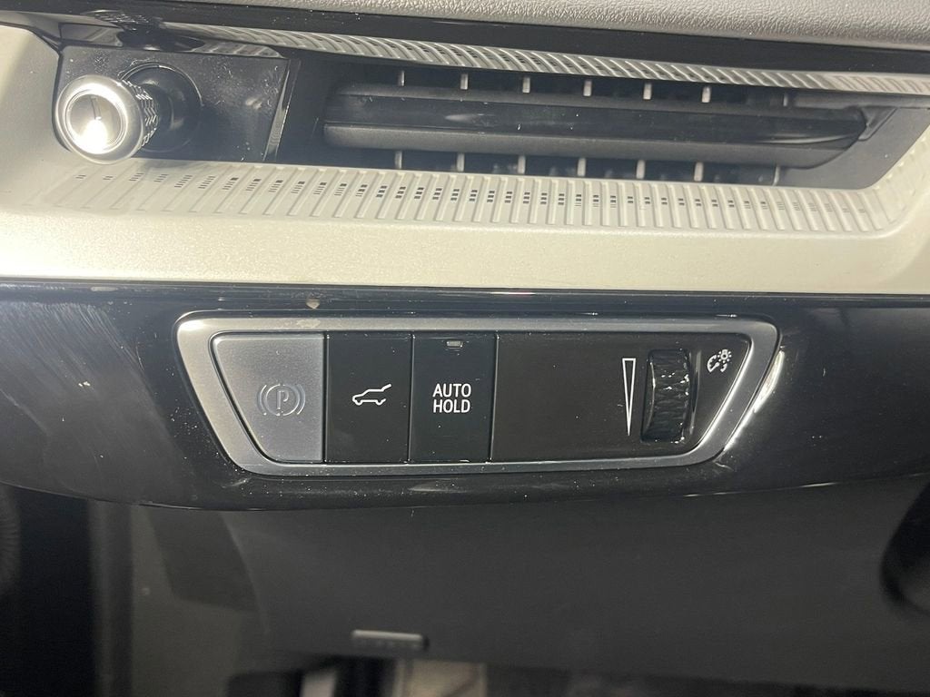 2026 Cadillac OPTIQ Premium Luxury