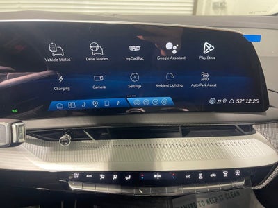 2026 Cadillac OPTIQ Premium Luxury