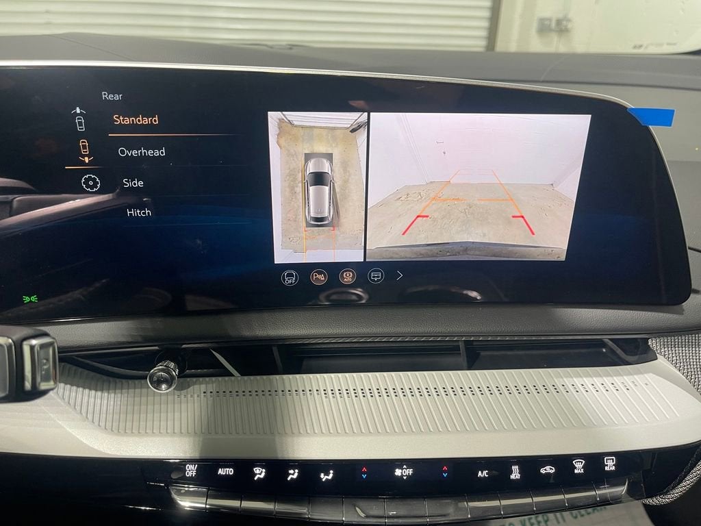 2026 Cadillac OPTIQ Premium Luxury