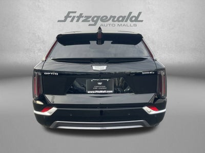 2025 Cadillac OPTIQ Luxury 2