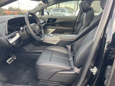 2025 Cadillac OPTIQ Luxury 2