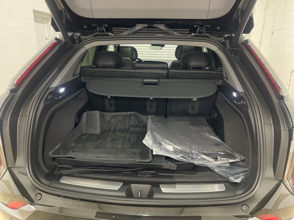 2025 Cadillac OPTIQ Sport 2