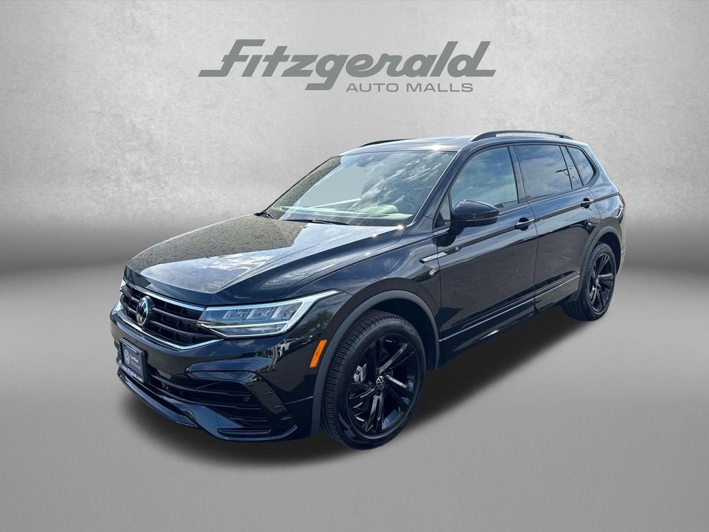 2024 Volkswagen Tiguan SE R-Line Black