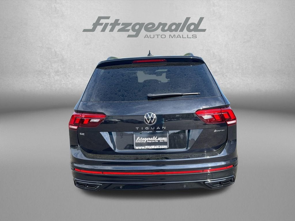 2024 Volkswagen Tiguan SE R-Line Black