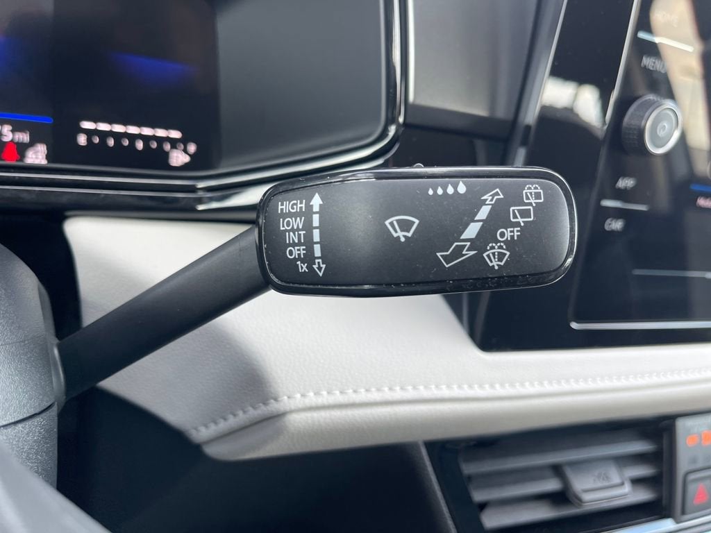 2025 Volkswagen Taos S