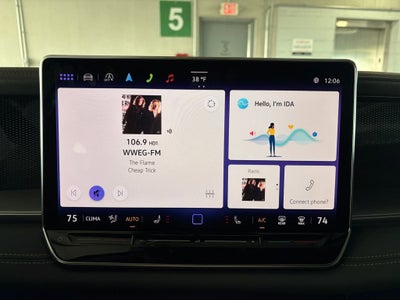 2025 Volkswagen Tiguan SE R-Line Black