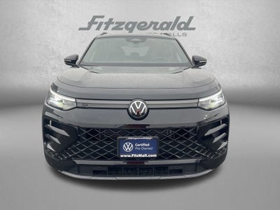 2025 Volkswagen Tiguan SE R-Line Black