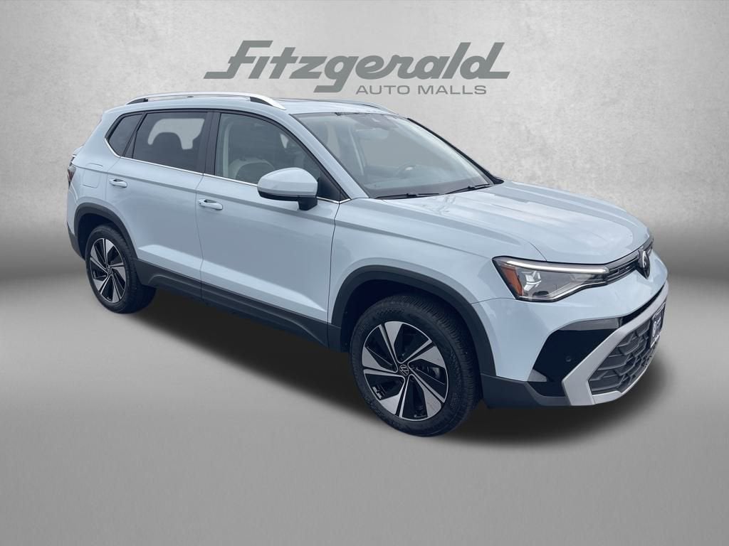 2025 Volkswagen Taos SE