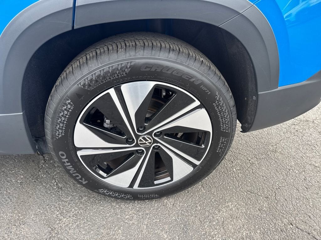 2025 Volkswagen Taos SE