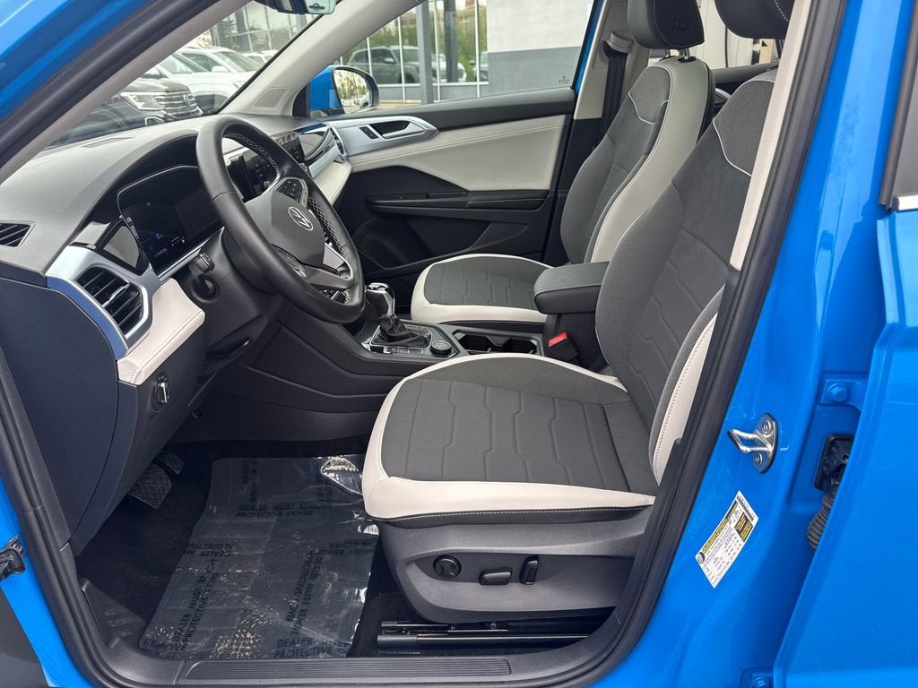 2025 Volkswagen Taos SE