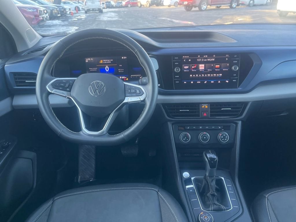 2022 Volkswagen Taos SE