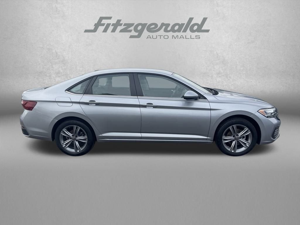 2024 Volkswagen Jetta SE