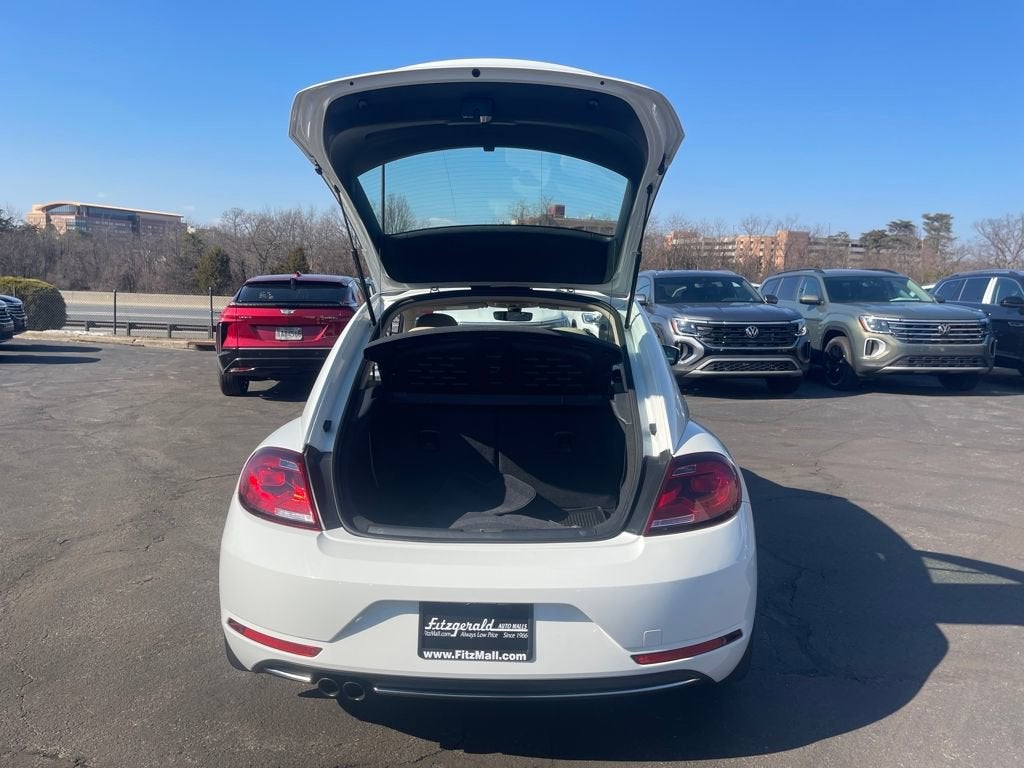 2018 Volkswagen Beetle SE