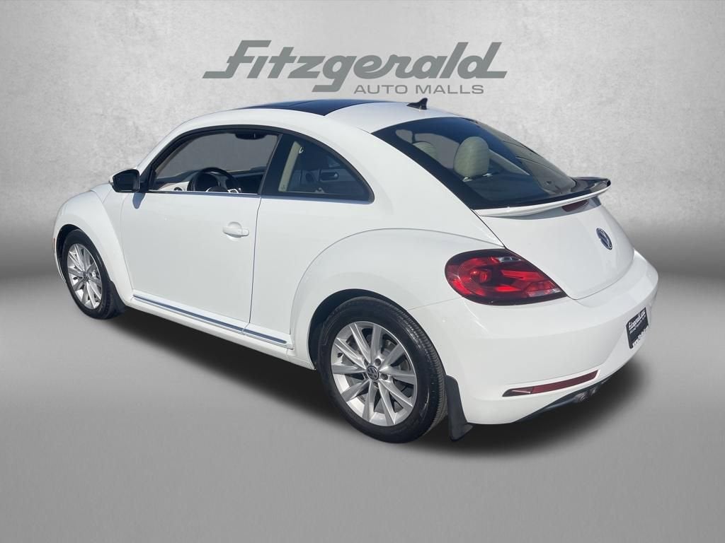 2018 Volkswagen Beetle SE