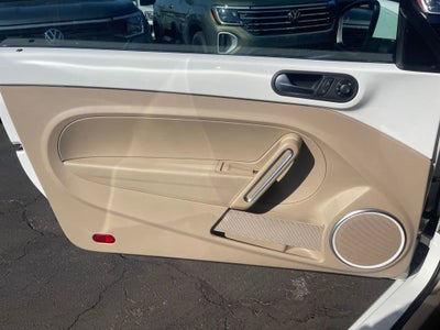 2018 Volkswagen Beetle SE