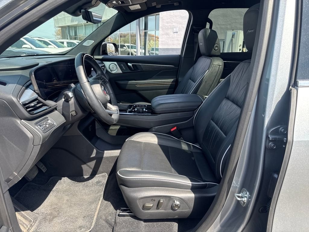 2025 Buick Enclave Avenir