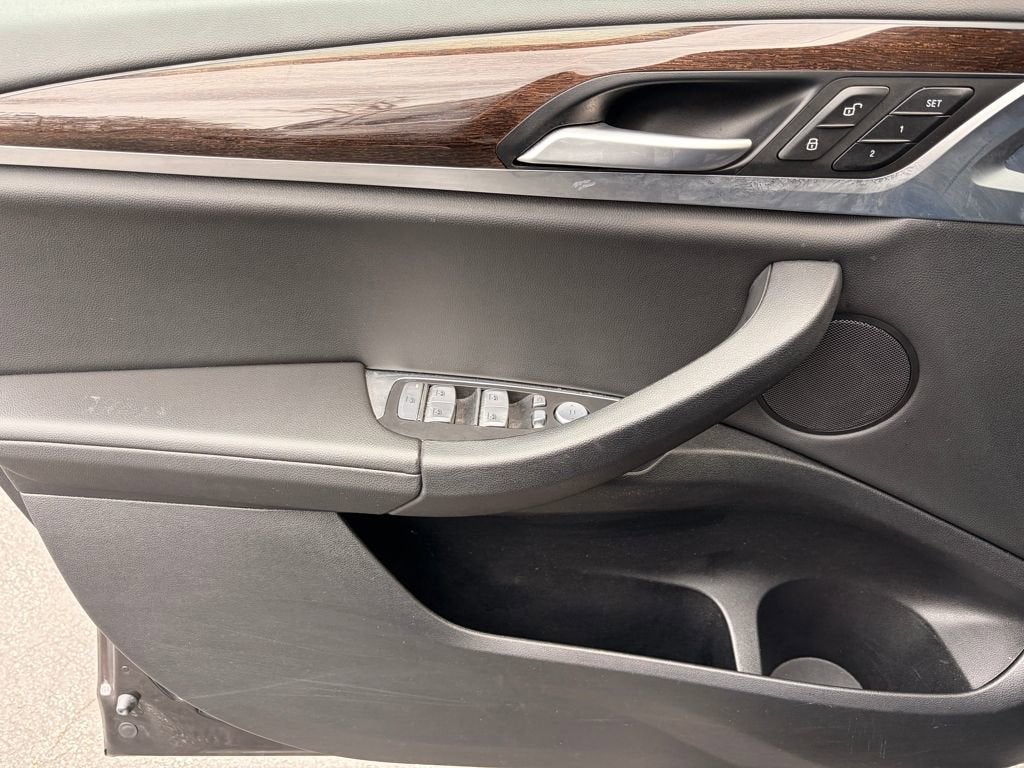 2024 BMW X4 xDrive30i