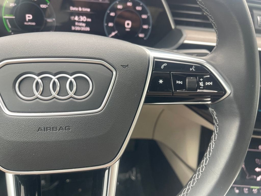 2024 Audi Q8 e-tron Sportback S line Premium Plus