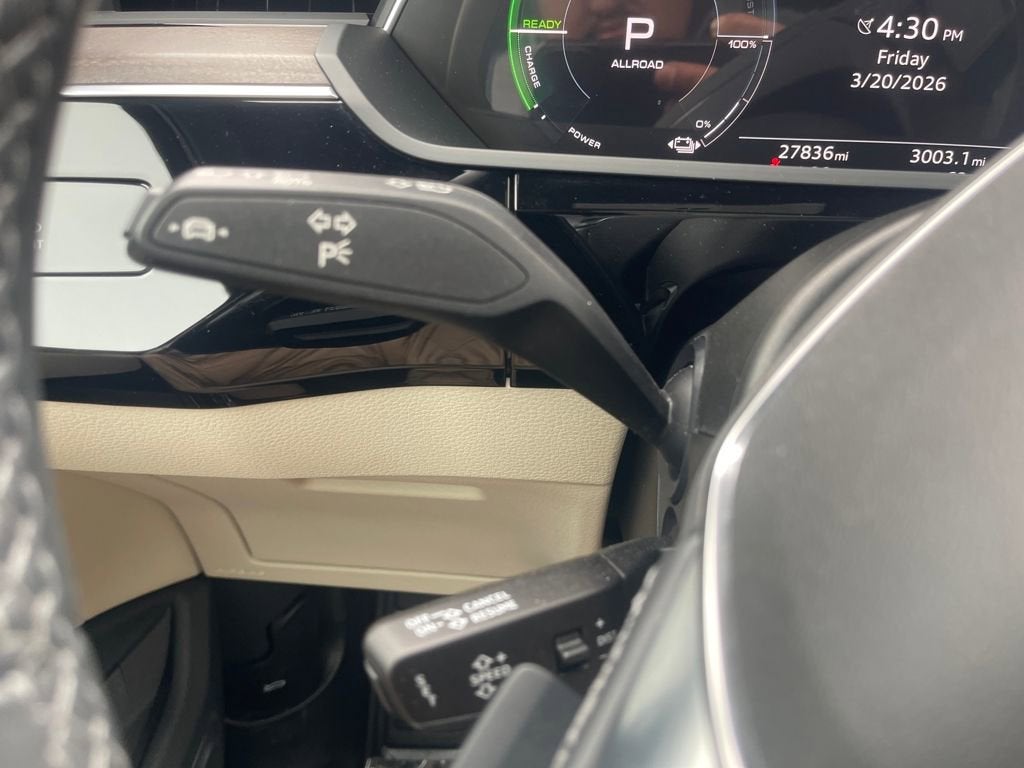 2024 Audi Q8 e-tron Sportback S line Premium Plus