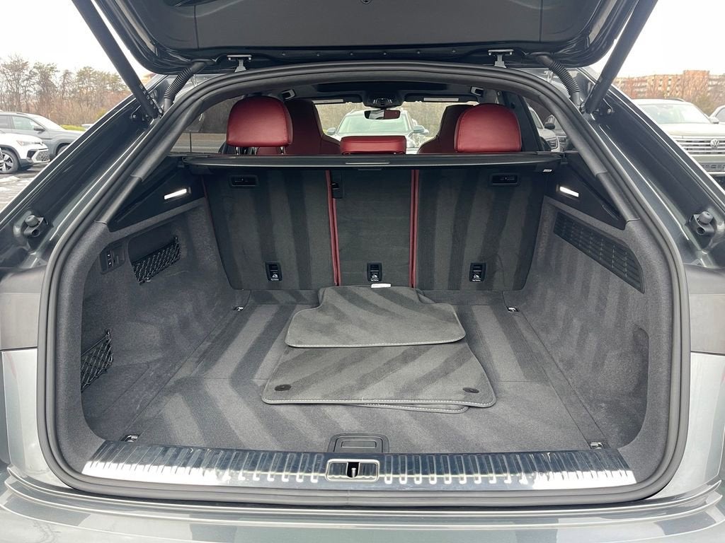 2023 Audi SQ8 Prestige