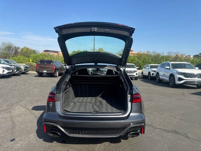 2026 Audi RS 6 Avant performance