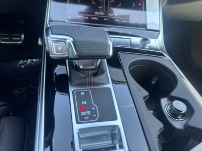 2026 Audi RS 6 Avant performance