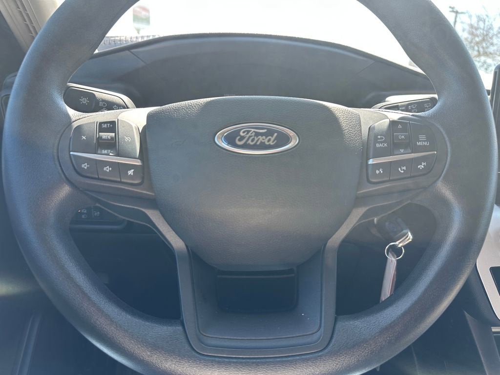 2020 Ford Explorer Base